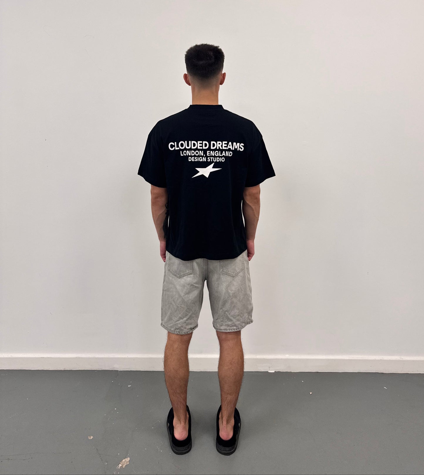 STAR LOGO T-SHIRT - BLACK